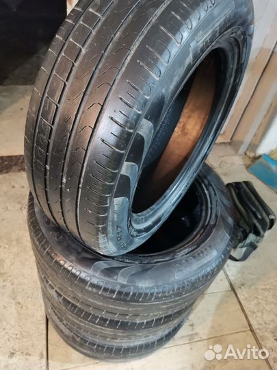 Pirelli Scorpion 215/60 R17