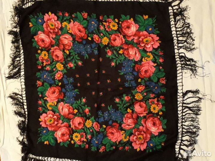 Павловопосадский платок шерстяной