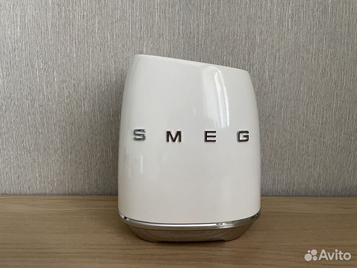 Подставка для ножей Smeg