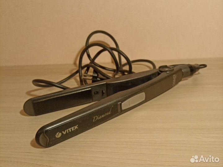 Выпрямитель для волос Vitek / плойка утюжок