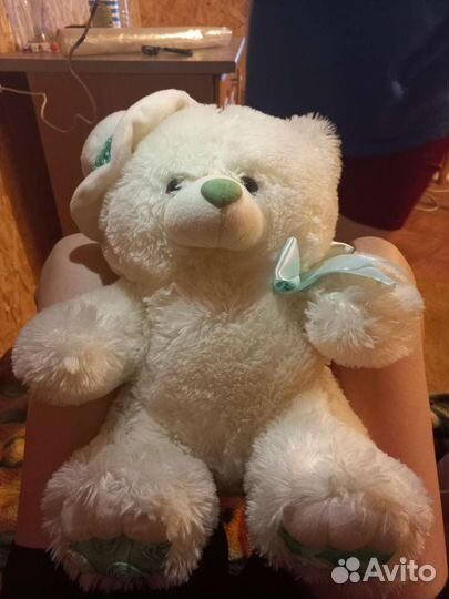 Плюшевый медведь