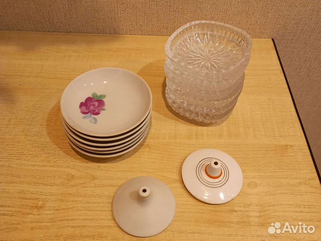 Крышки к чайникам и розетки для варенья