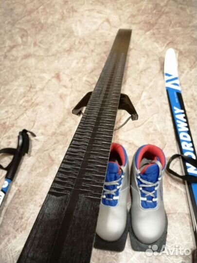 Беговые лыжи детские 130см