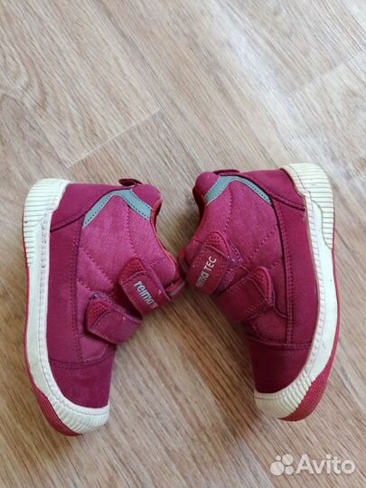 Пакетом обувь Reima, 26 размер