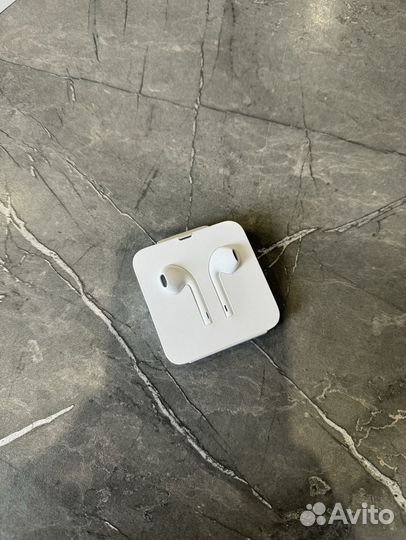 Оригинальные наушники apple earpods lightning