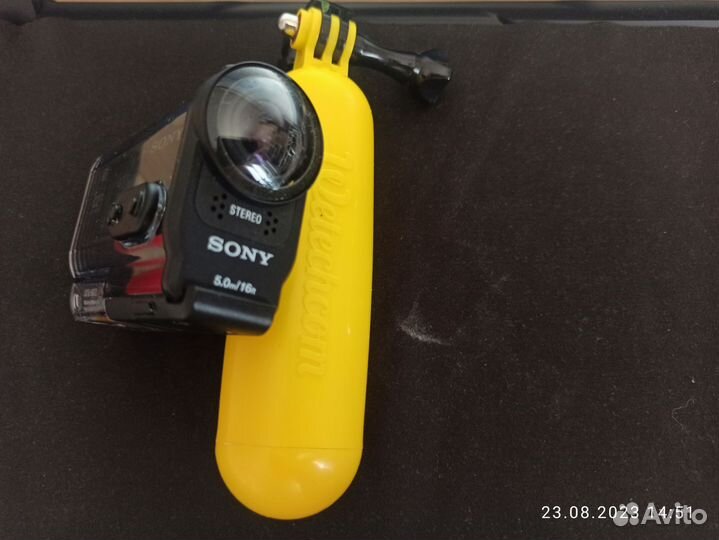 Продам экшен камеру sony