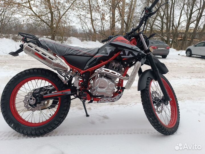 Мотоцикл Ataki Tracker 250 (4T 165FMM) птс 21/18
