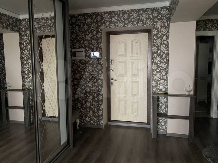 3-к. квартира, 86 м², 7/10 эт.