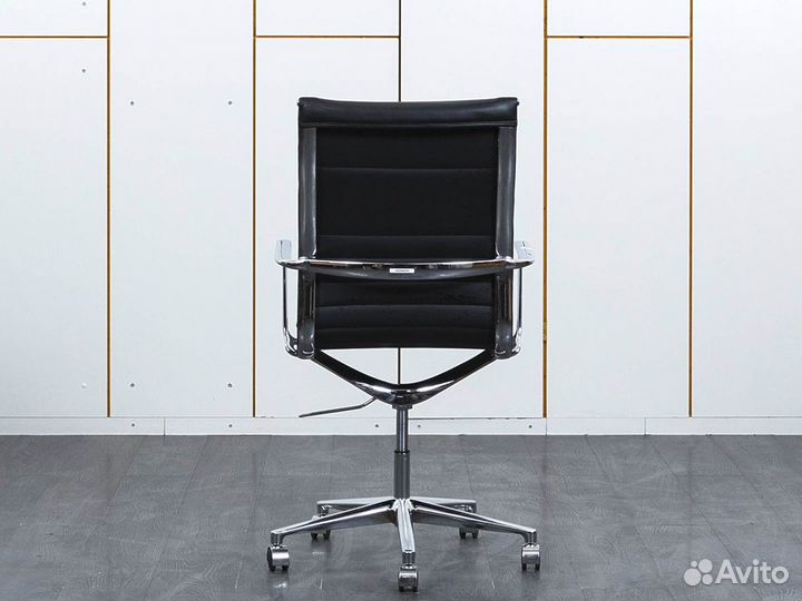 Офисное кресло для руководителя