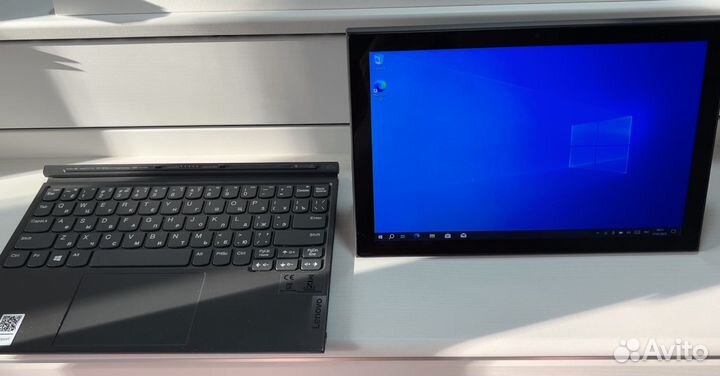 Lenovo планшет