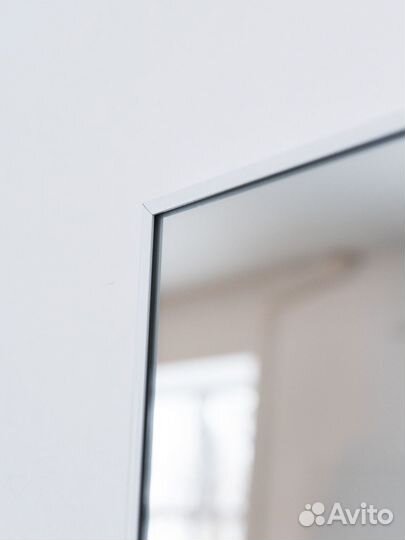 Зеркало настенное в алюминиевой раме Orage