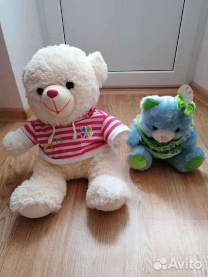 Плюшевый медведь