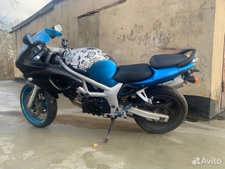 Suzuki SV650S
