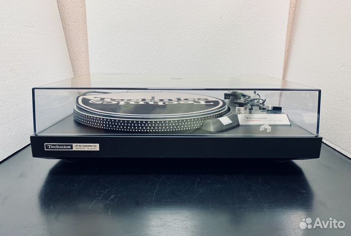 Проигрыватель винила Technics SL-23