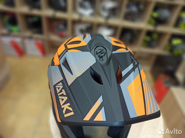 Кроссовый шлем