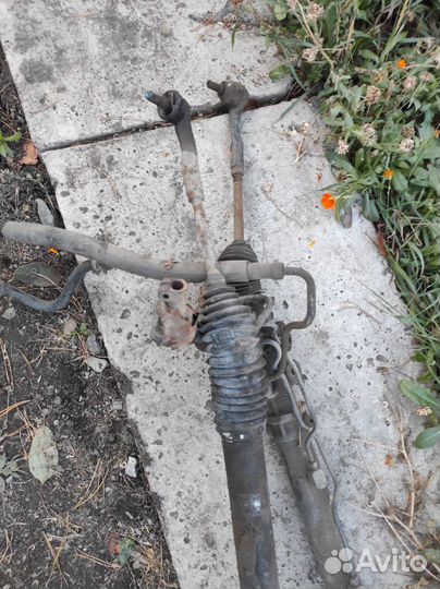 Рулевая рейка toyota mark 2 110