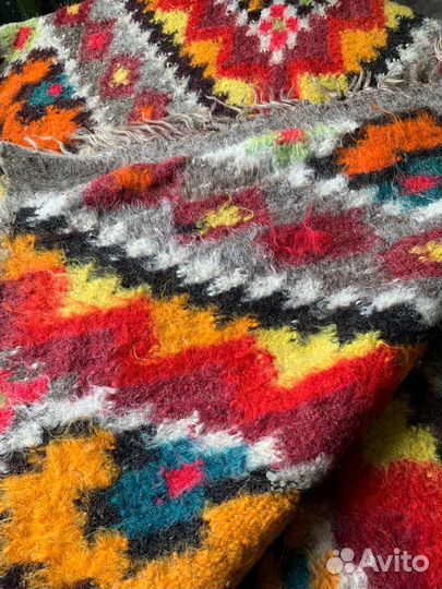 Плед из чистой овечьей шерсти ручной работы