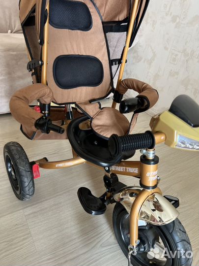 Детский велосипед трехколесный с ручкой