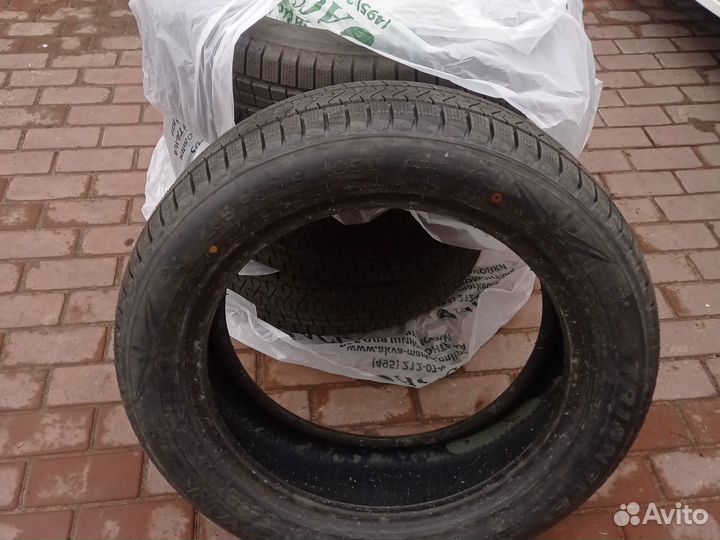 Triangle Snowlink TWT02 235/55 R19 105