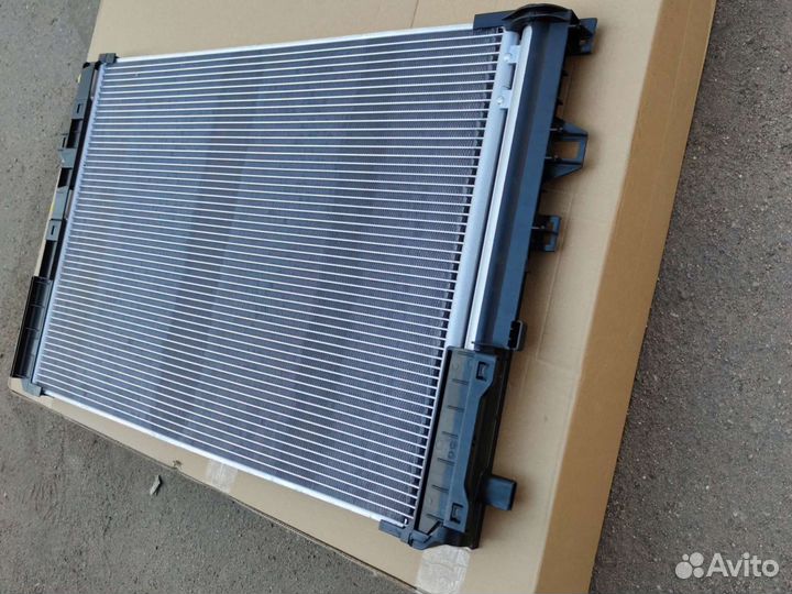 Радиатор кондиционера Мерседес w117 w176 w156 w246