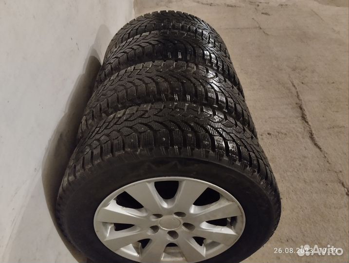 Диски оригинальные на toyota camry R16