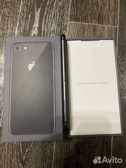 iPhone 8, 64 ГБ