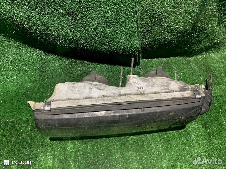 Фара на nissan largo C22