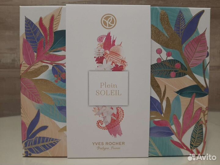 Парфюмерия,косметички новые оригинал yves rocher
