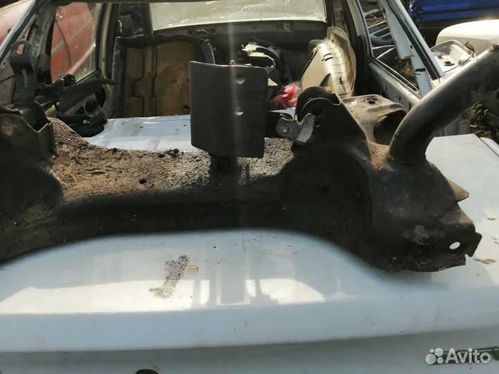 Подрамник Geely MK