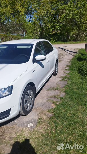 Skoda Rapid 1.6 AT, 2019, 90 000 км