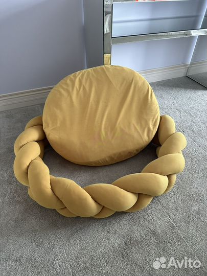 Лежанка для собак