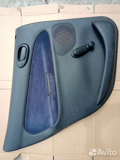 Обивка задней левой двери Peugeot 206