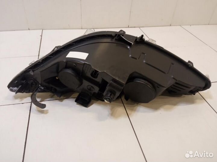 Фара правая Peugeot 308 4E 2007-2015