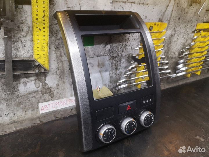 Рамка магнитолы 2DIN Ниссан Х-трейл Т31