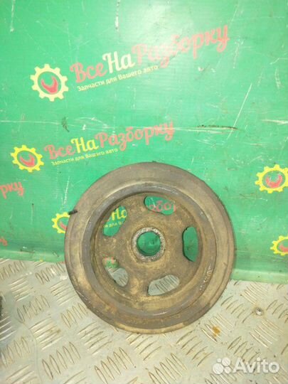 Шкив коленвала Mercedes-Benz Vito W638 2.0 diesel