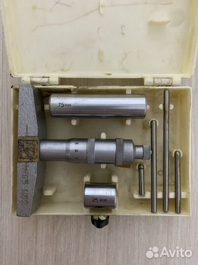 Глубиномер микрометрический