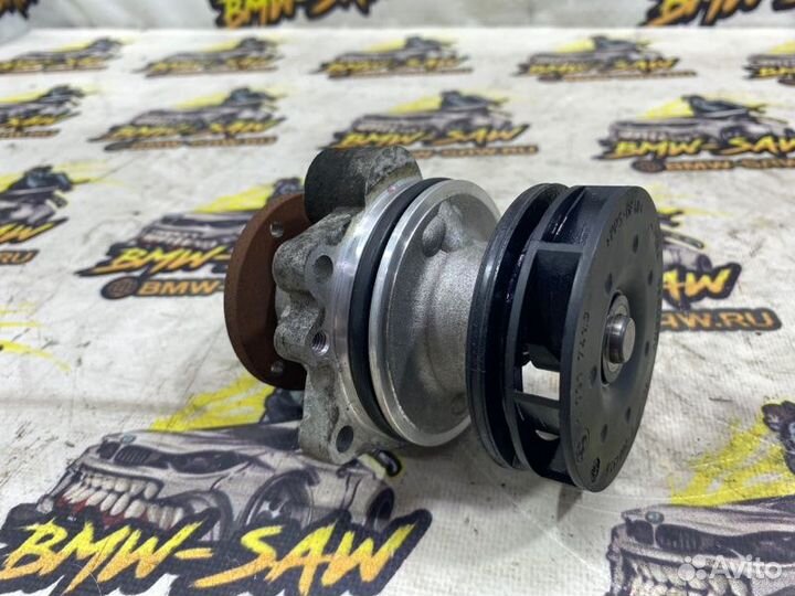 Помпа Bmw 3 E46 cabrio E46/2C M54B30 2001