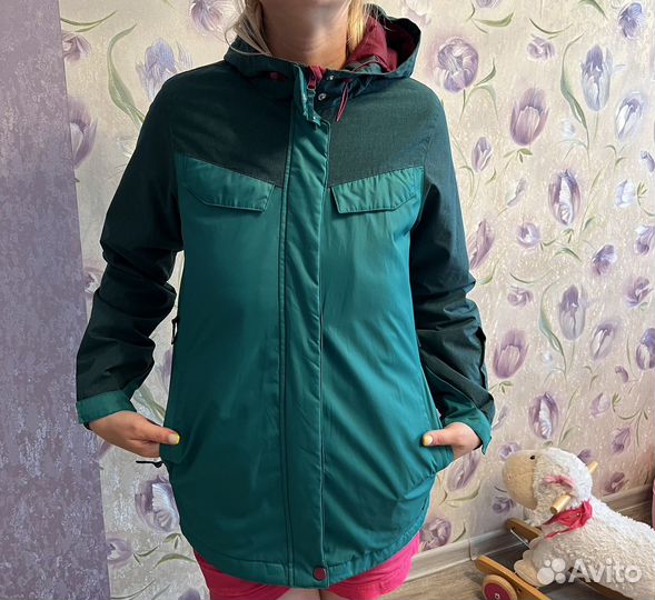 Горнолыжная куртка женская 46-48