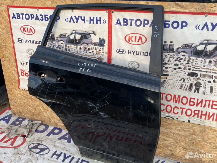 Дверь задняя правая Toyota Rav 4 40 2016