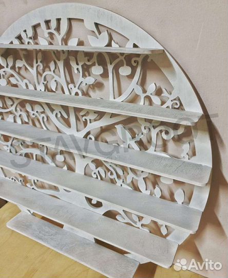 Полка под лаки