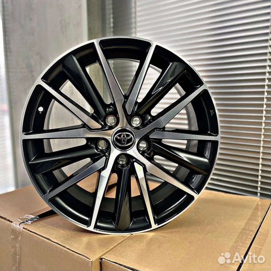 Оригинальные диски Toyota Camry R18