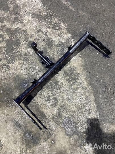 Фаркоп на гранту седан