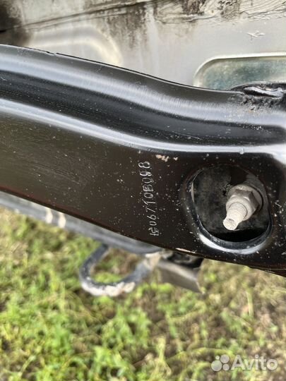 Усилитель заднего бампера LADA vesta