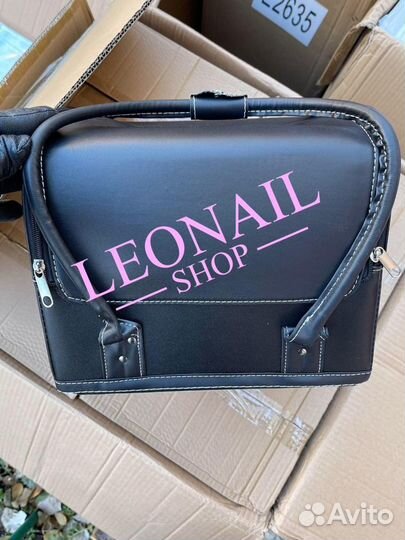 Чемодан визажиста для косметики