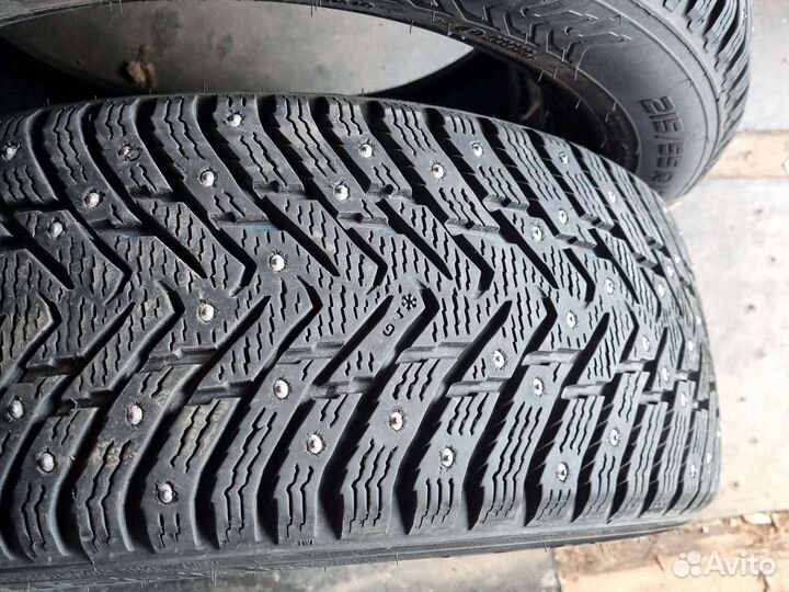 Nokian Tyres Hakkapeliitta 8 215/55 R17 98T