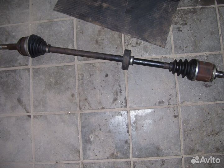 Ниссан альмера классик привод В сборе 1.6