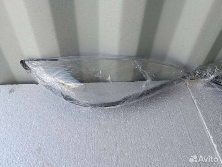 Стекло фары левое / правое Toyota camry xv30