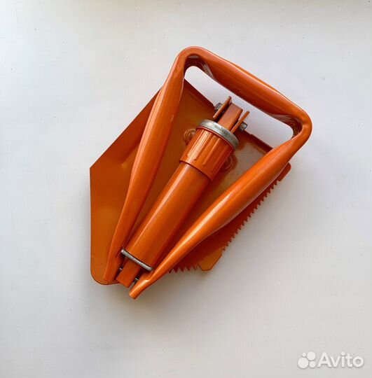 Лопата штыковая автомобильная