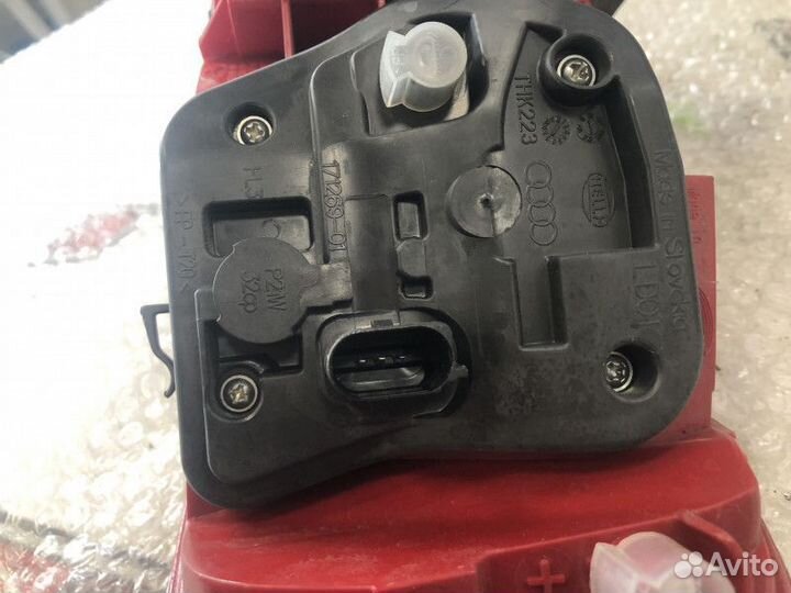 Фонарь задний левый в крыло Ауди А4B8