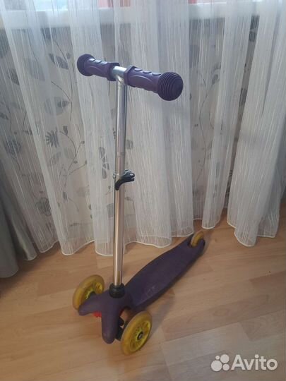 Самокат детский трехколесный